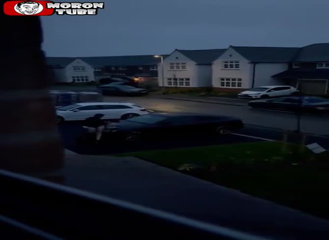 Video :My indiscreet neighbors woke me up in the middle of the night